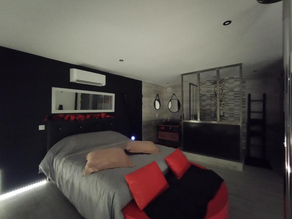 Why Not Otel Lédignan Dış mekan fotoğraf